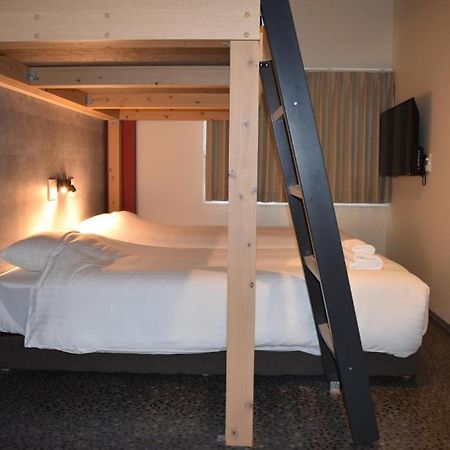 Shinsaibashi House Hotel Osaka Buitenkant foto