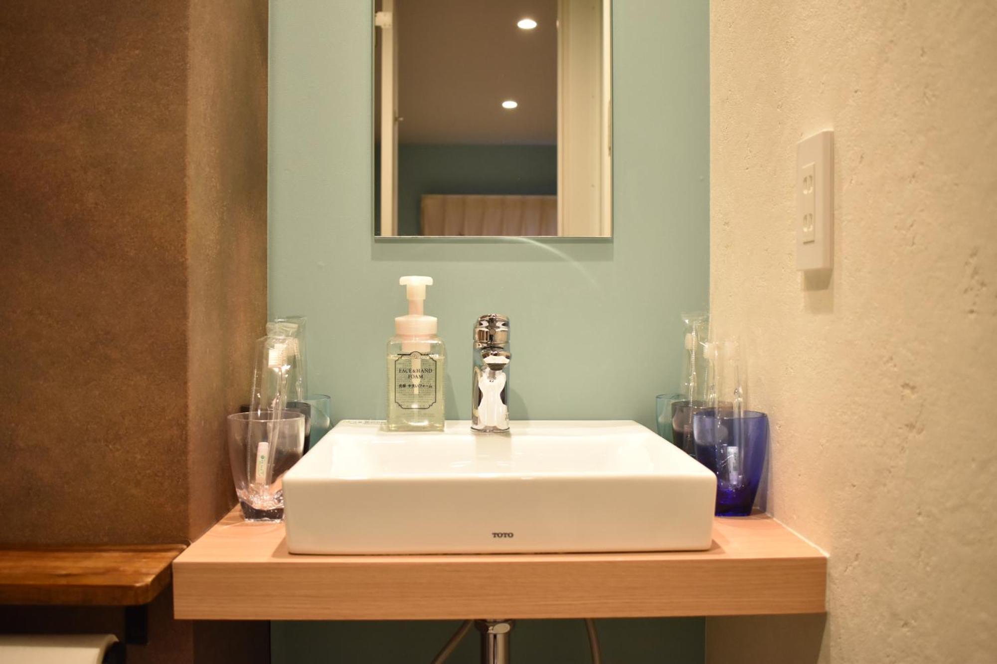 Shinsaibashi House Hotel Osaka Kamer foto