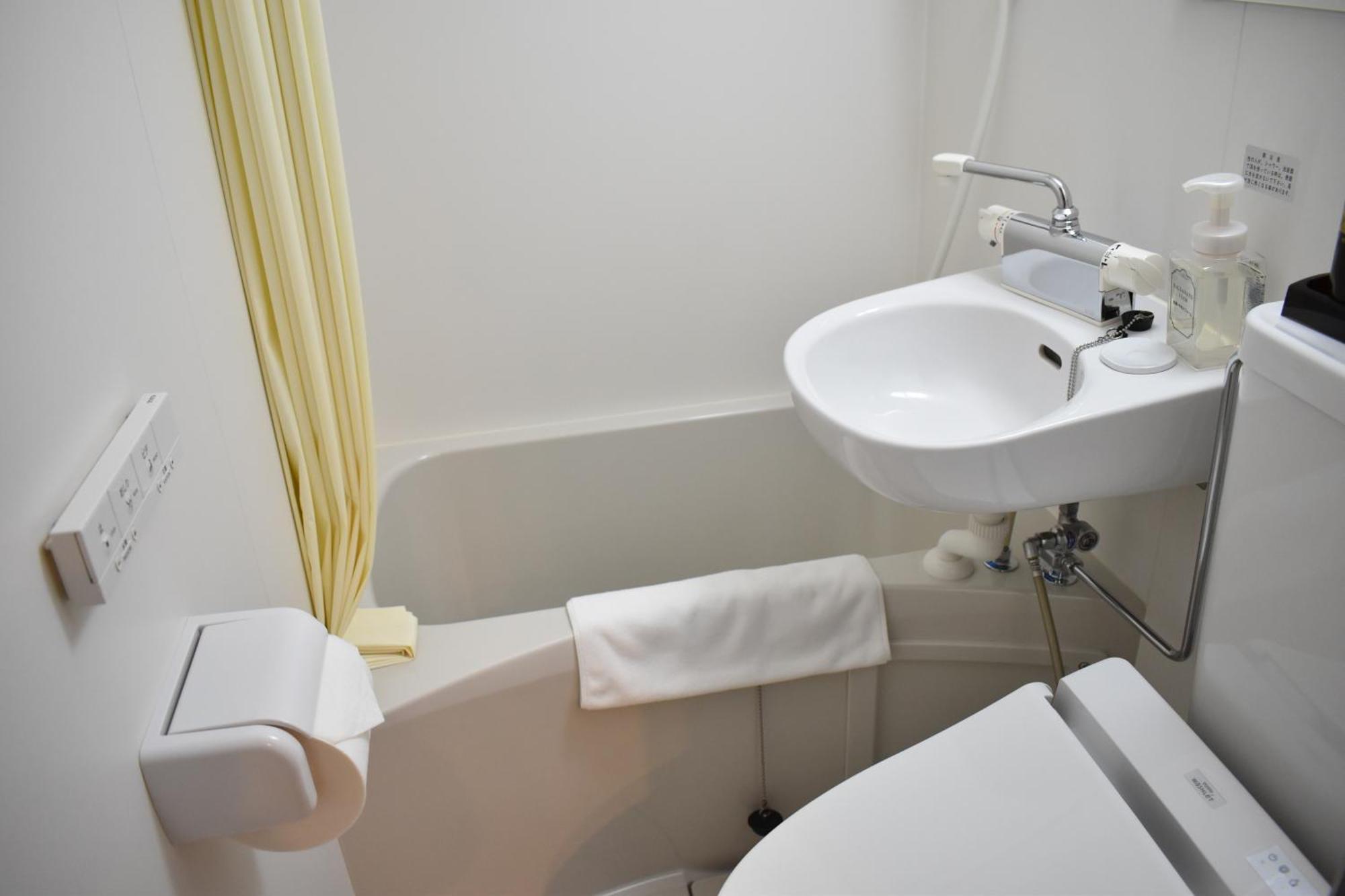 Shinsaibashi House Hotel Osaka Kamer foto