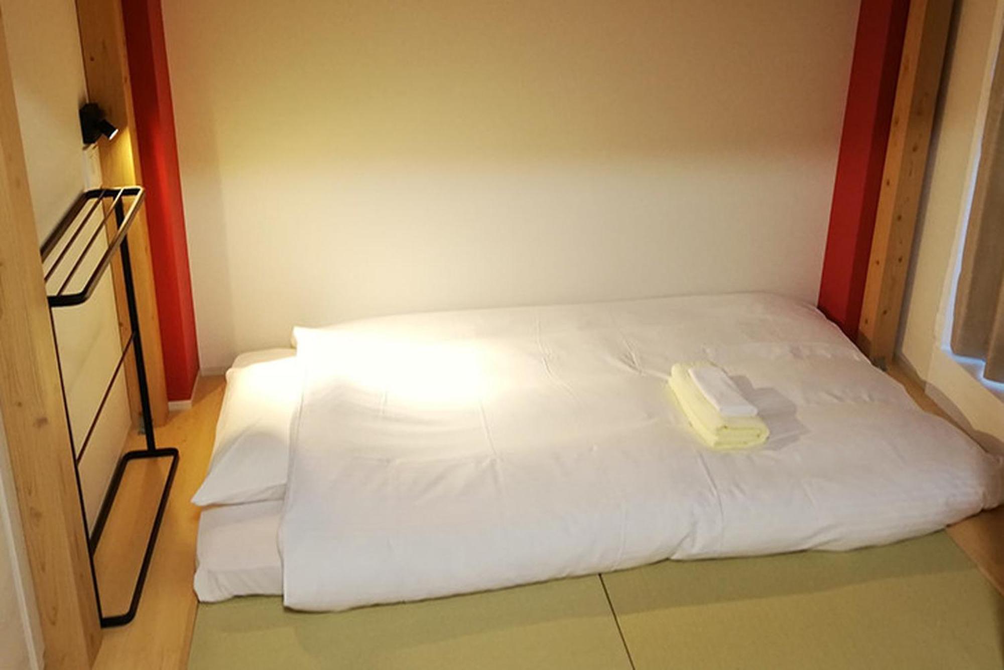 Shinsaibashi House Hotel Osaka Kamer foto